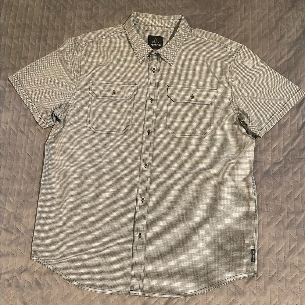 Prana s/s button up shirt mens‎ size large black/white EUC